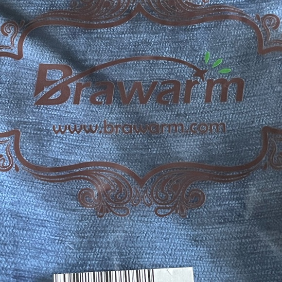 BRAWARM pack of 4 classic blue pillow covers - Picture 7 of 8